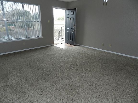 5th image of 3723 Keats Dr APT 333