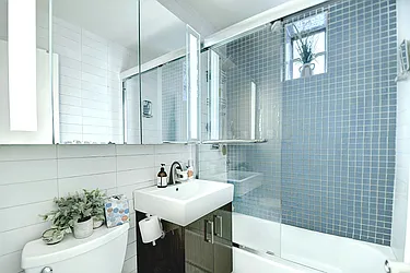 Rented by Urbane Brokerage