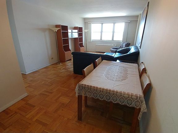 4th image of 6636 Yellowstone Blvd APT 28H