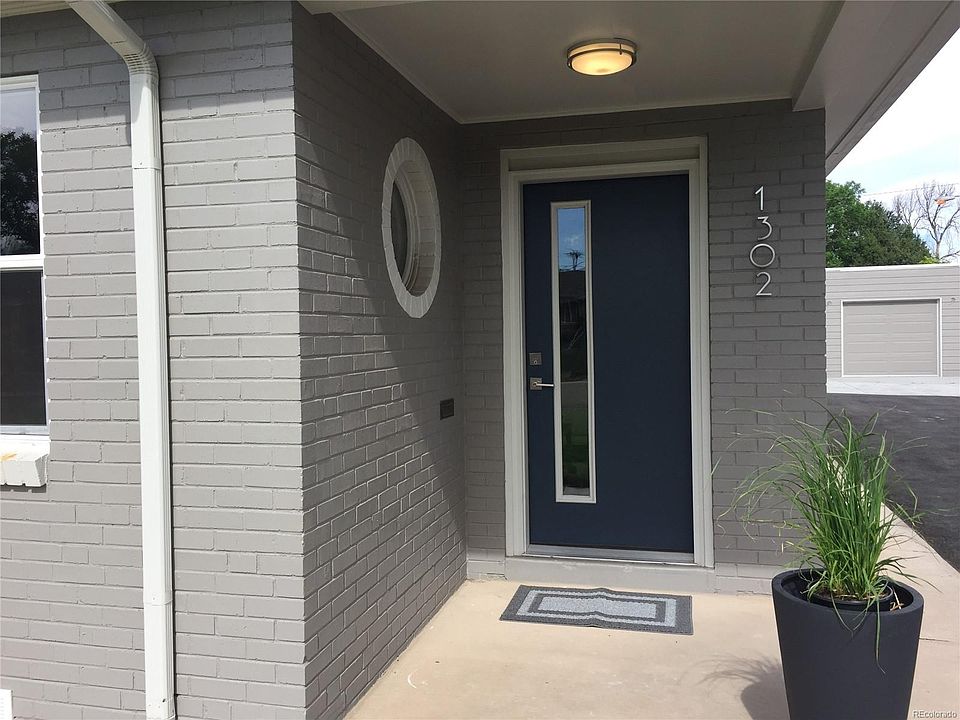 1st image of 1304 N Winona Court Gar #1
