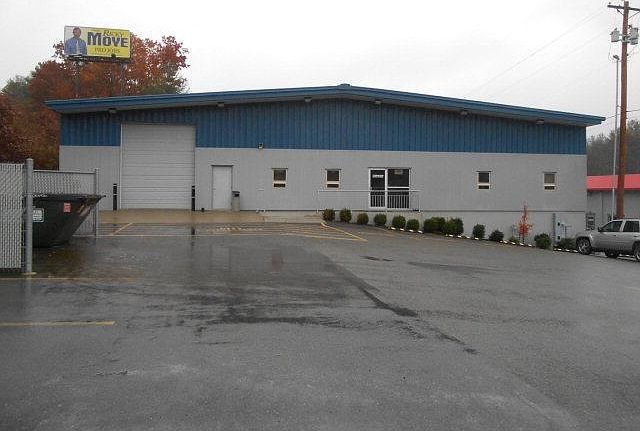 1st image of 221 Business St