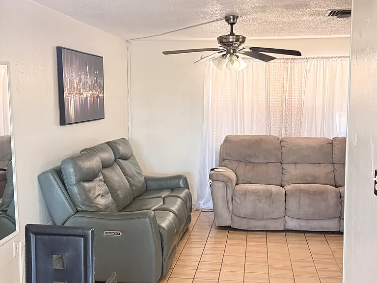 1828 Dartmouth Dr — Photo 8