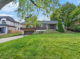 400 Manse Rd, Toronto, ON M1E 3V6