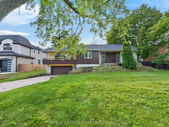 400 Manse Rd, Toronto, ON M1E 3V6