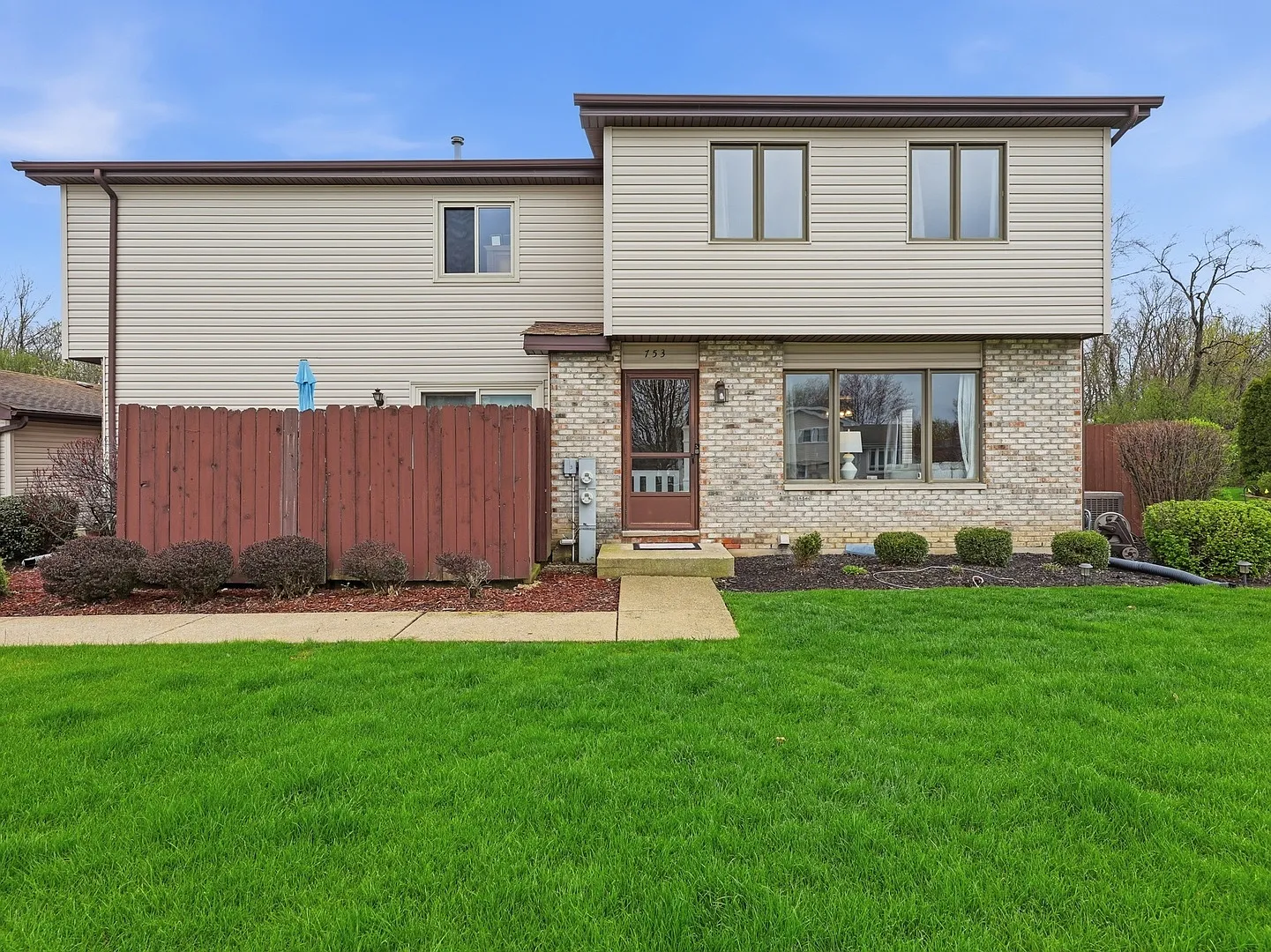 753 Bon Terre Rd photo 1
