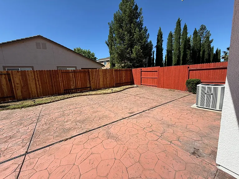 5418 Halas Ct — Photo 48