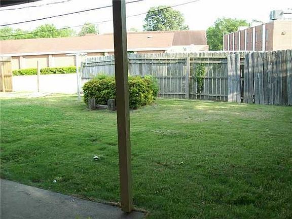 2nd image of 4829 Wooddale Ave