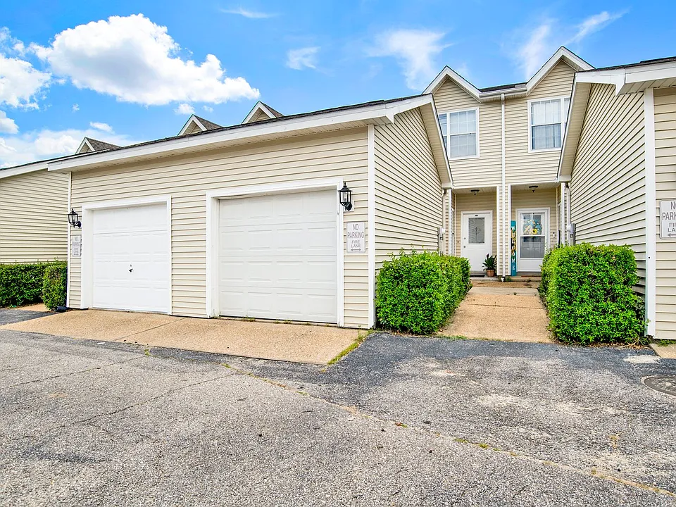 601 E Burgess Rd #K11