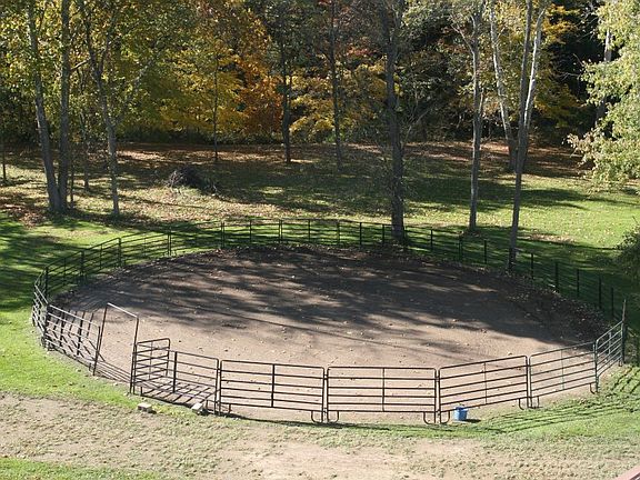 Round Pen