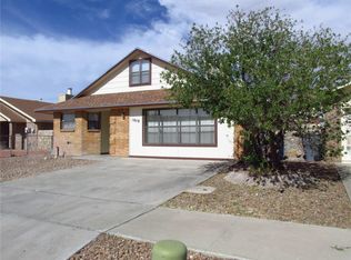 1859 Karl Wyler Dr, El Paso, TX 79936