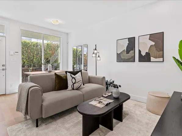1415 E 1st Ave #5, Vancouver, BC V5N 1A4