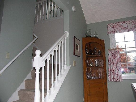 LOVELY STAIRCASE VIEWS!