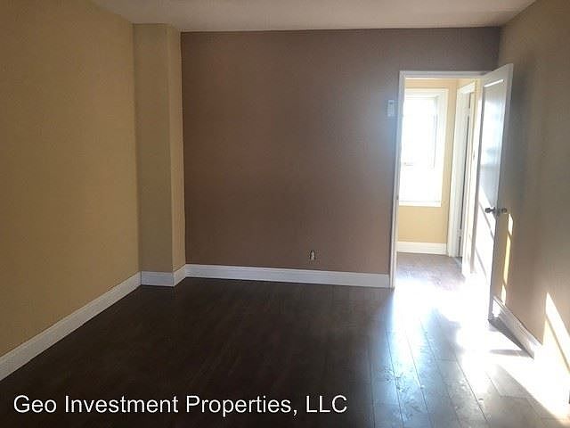2nd image of 110 Graham Ave APT 15