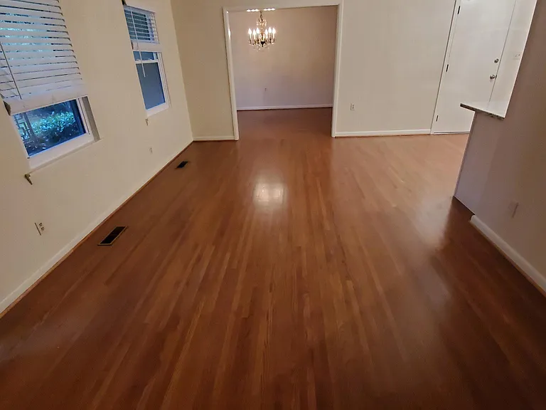 3825 Asbury Pl — Photo 3
