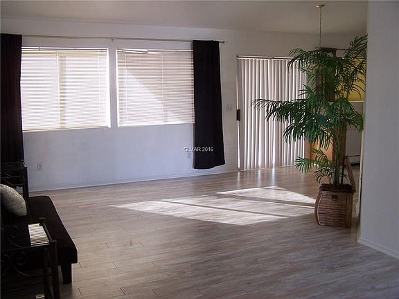 3rd image of 2111 Maui Surf Ave