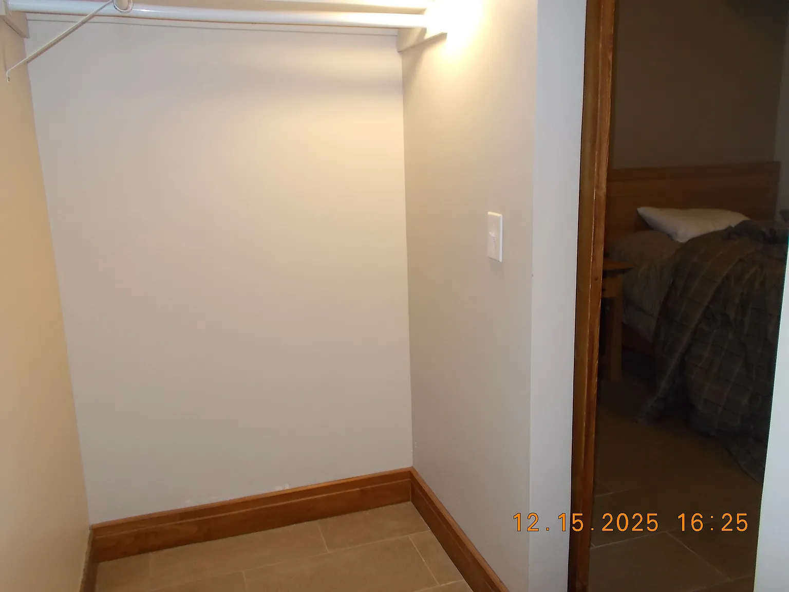 2 bed, 800 sqft, $1,000 — Photo 4