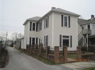 422 E Temple St, Washington Court House, OH 43160