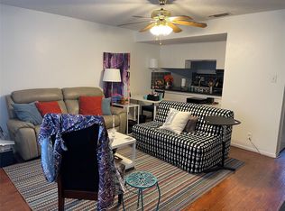 716 W Mulberry St APT 18, Denton, TX 76201