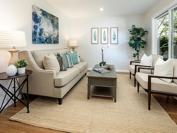 4th image of 2075 Manzanita Ave