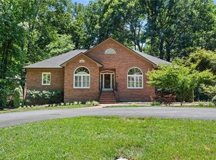 5021 Meadow Hill Ct, Winston Salem, NC 27106