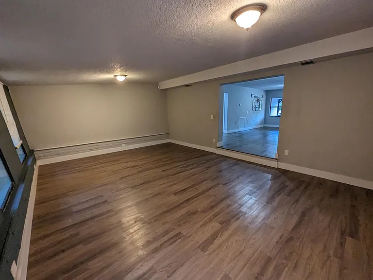15780 NE 15th Ave — Photo 30