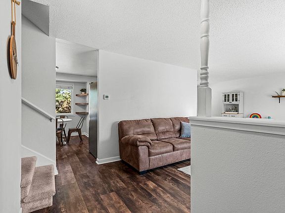 5th image of 2118 27th Ave