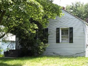 2nd image of 4917 Lexington Ave