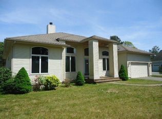 10 Libra Ln, Mashpee, MA 02649