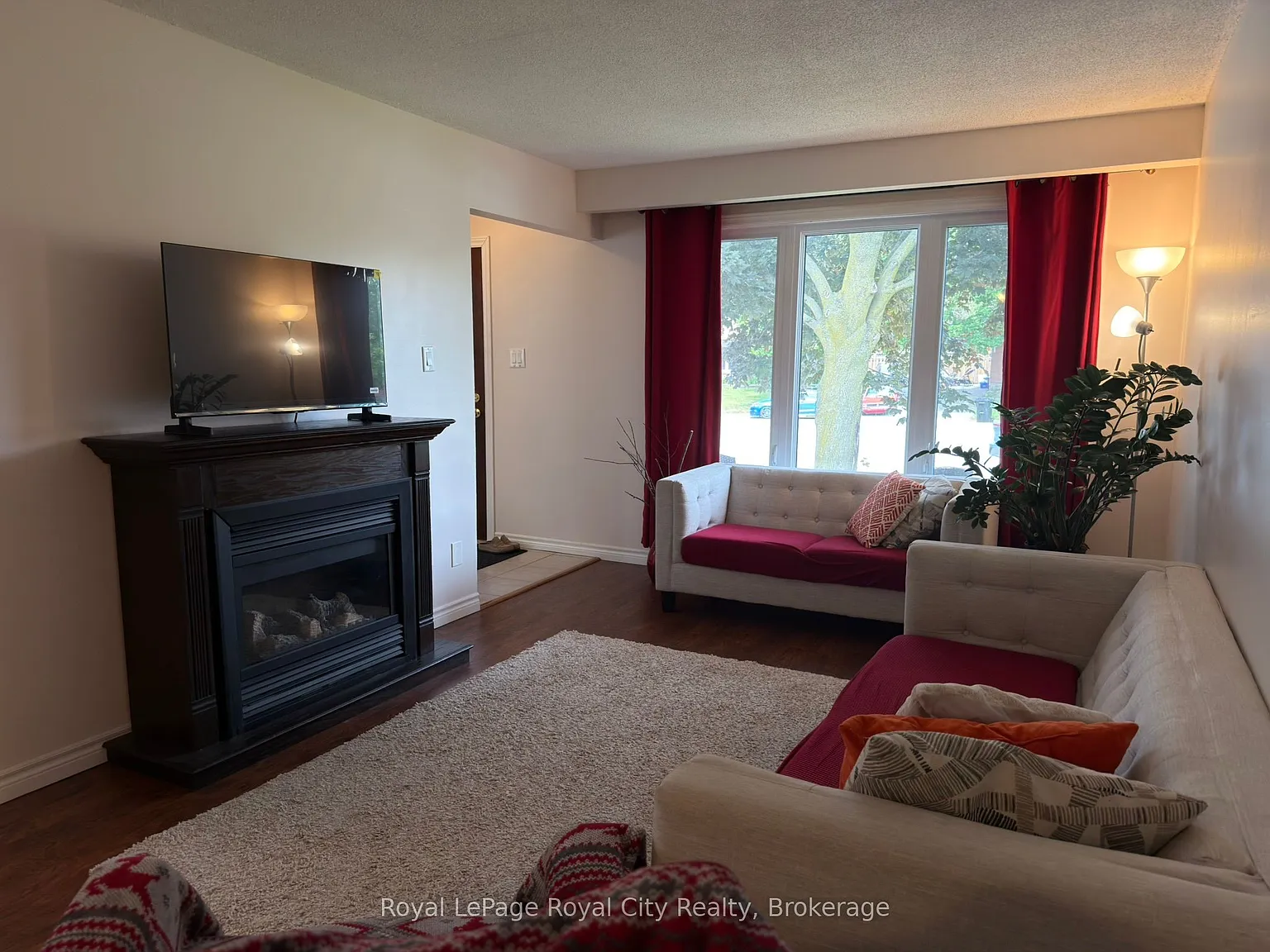 3 bed, $2,500 — Photo 4