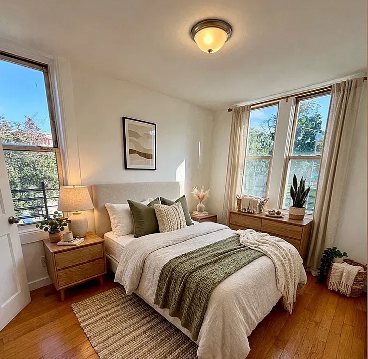 76-17 Myrtle Ave #3