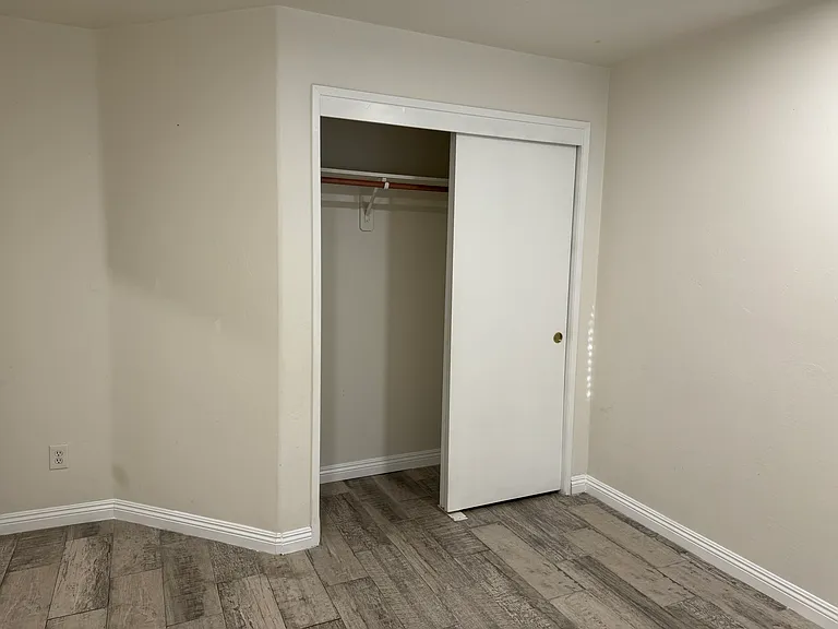 4808 Independence Ct — Photo 17