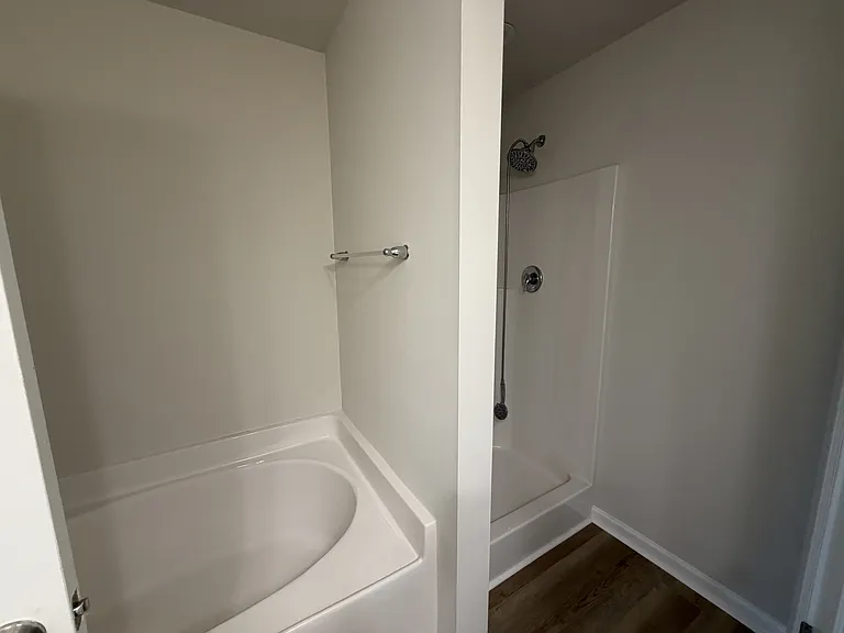 1037 Grand Rdg — Photo 12
