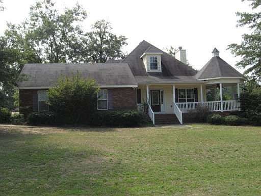 2nd image of 120 Hidden Creek Cir