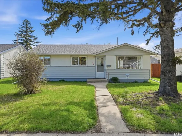 526 V AVENUE S, Saskatoon, SK S7M 3E9