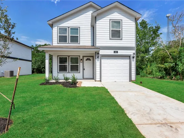411 Sandall St, Navasota, TX 77868