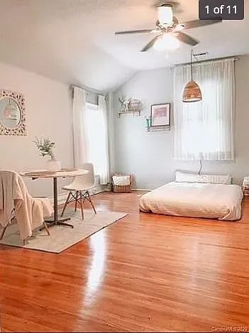 Louise Manor — Photo 2