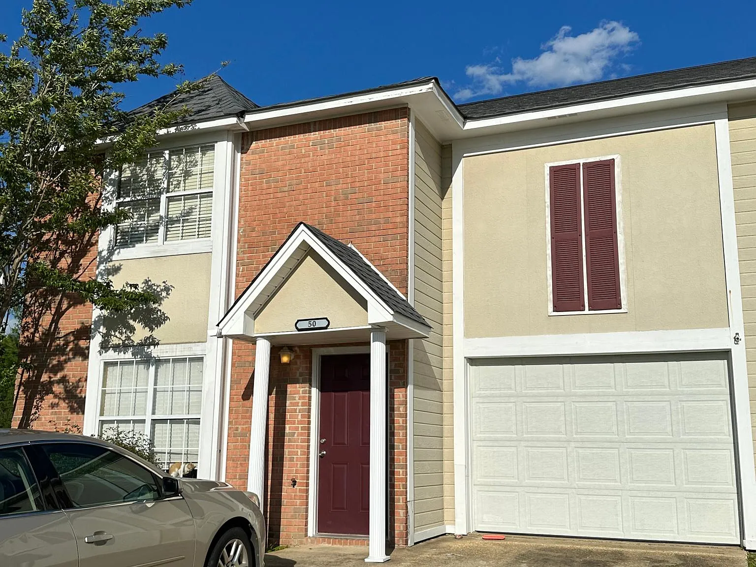 3 bed, 2.5 bath, 1497 sqft, $1,475 — Photo 2