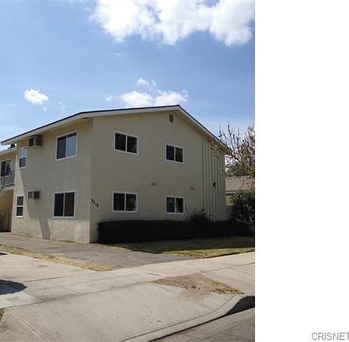 1st image of 2319 N Catalina St APT B