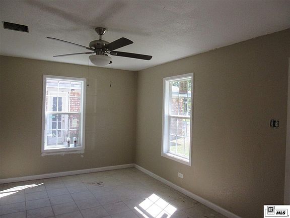2nd image of 304 Ouachita Dr