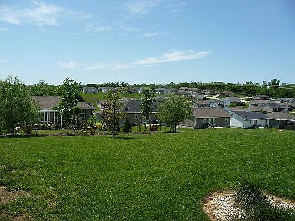 2nd image of 4027 Scarborough Way