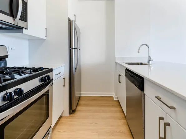 300 E. 39th Street image 44 of 48