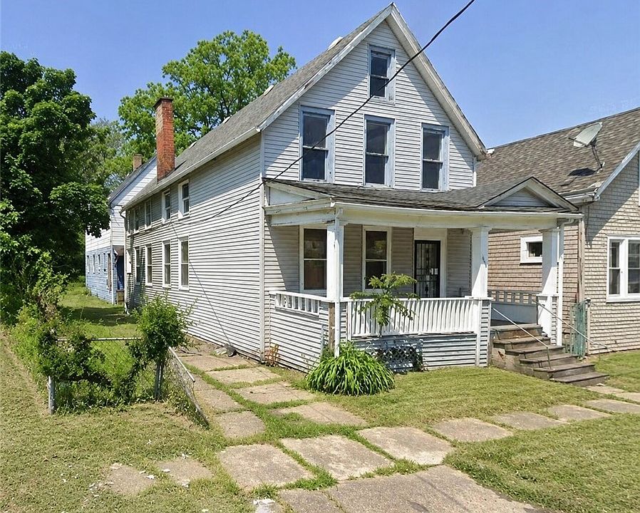1st image of 306 Johnson St
