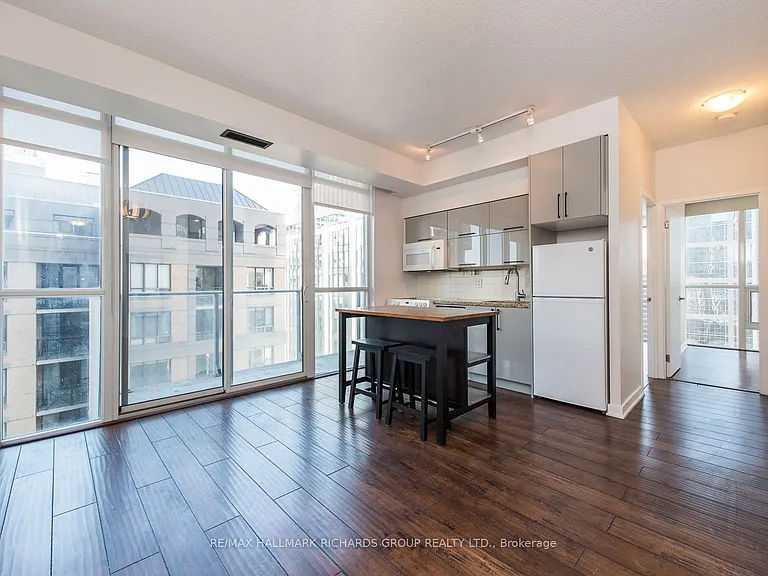 126 Simcoe St #1507 — Photo 5