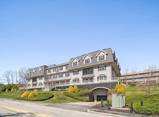 255 Winter St UNIT 302, Waltham, MA 02451