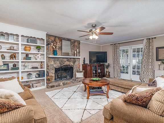 5th image of 1800 Shadowood Dr