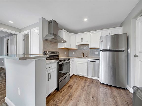 5th image of 26 W Wyoming Ave APT 4E