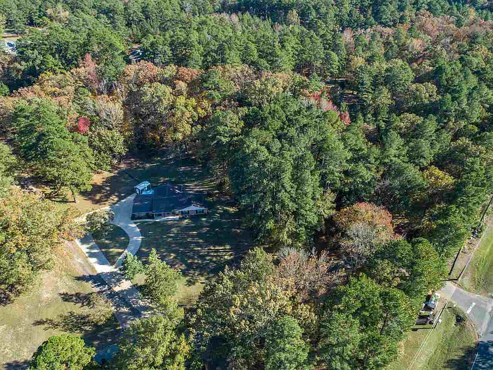 1st image of 104 Woodland Lake Dr