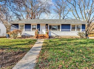 4824 NE Chouteau Dr, Kansas City, MO 64119