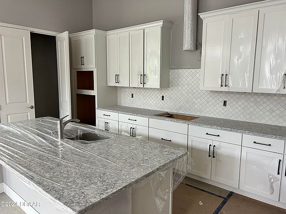 3rd image of 6420 Saguaro Ct