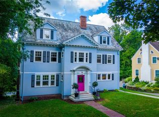 25 Chadbourne Rd, Rochester, NY 14618